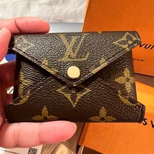 NEW Authentic Louis Vuitton Small Kirigami Pochette